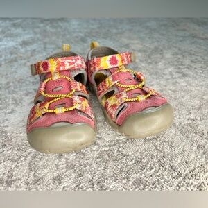 Keen Toddler Sandals - 7